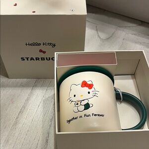 Starbucks hello kitty holiday mug